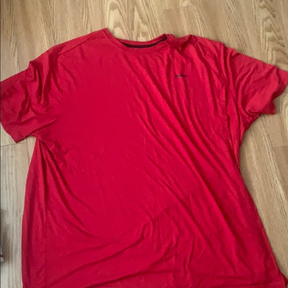 Red Men’s Reebok 5XLT t-shirt!